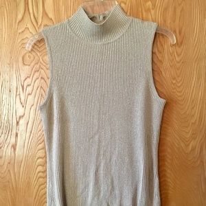 Axcess Liz Claiborne Tan Sleeveless Turtleneck